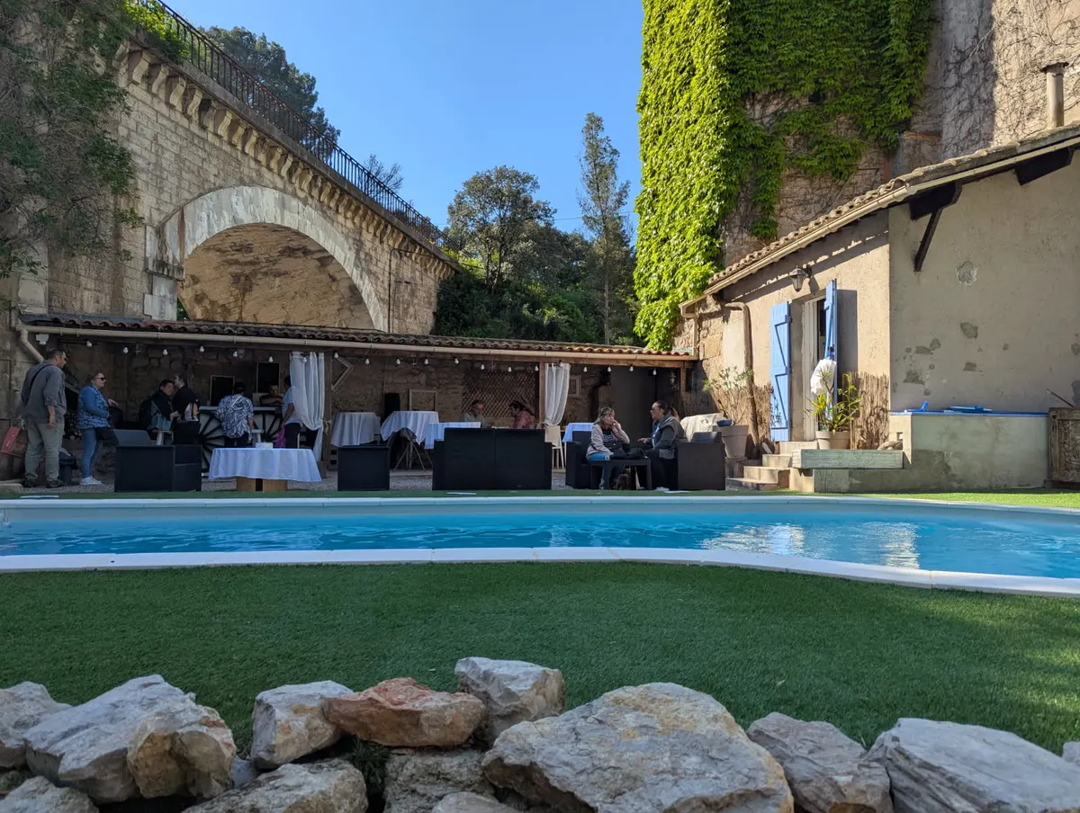 Chambres d'hôtes Le Moulin d'Issanka, atypique dans l'Hérault sur le bassin de thau