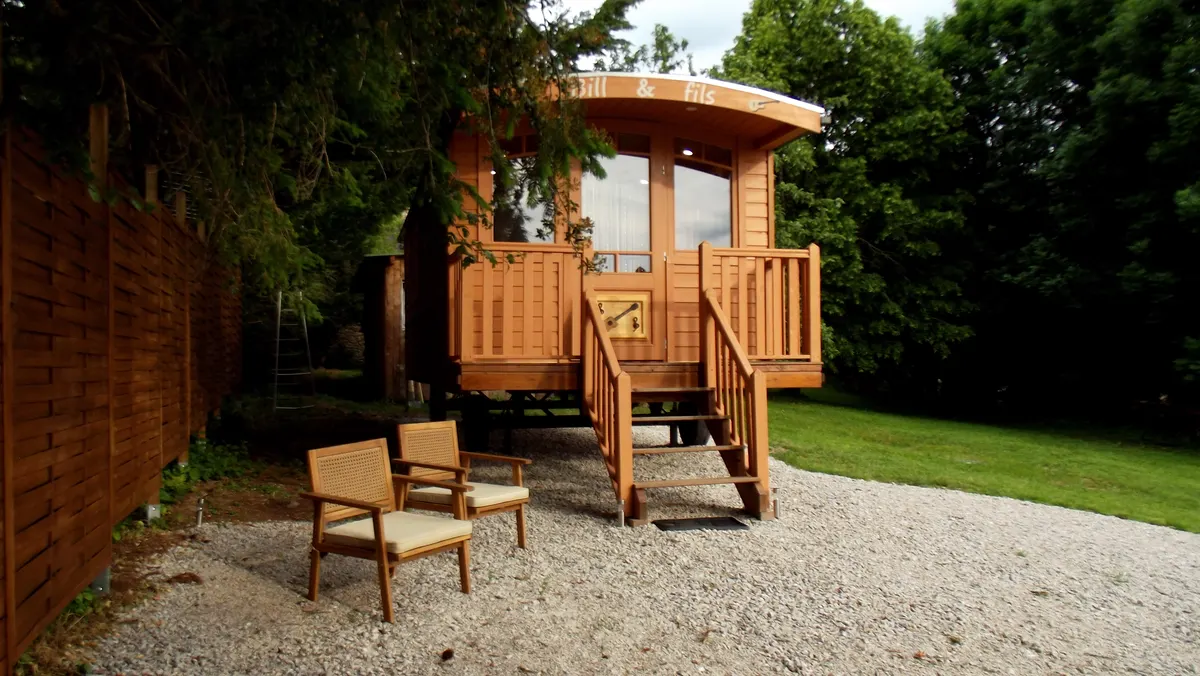 Roulotte du Grand Pré d'Ardot