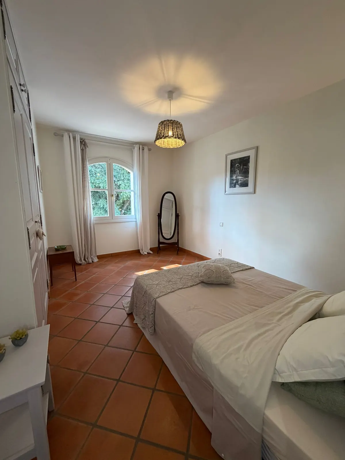 La Pinède Bleue: Mas provençal avec piscine & jardin calme