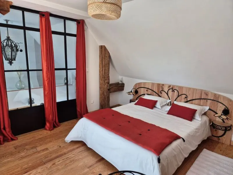 LE LOGIS DU PAVILLON à  Baugeois- vallée en Anjou VERT