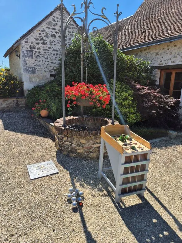 LE LOGIS DU PAVILLON à  Baugeois- vallée en Anjou VERT