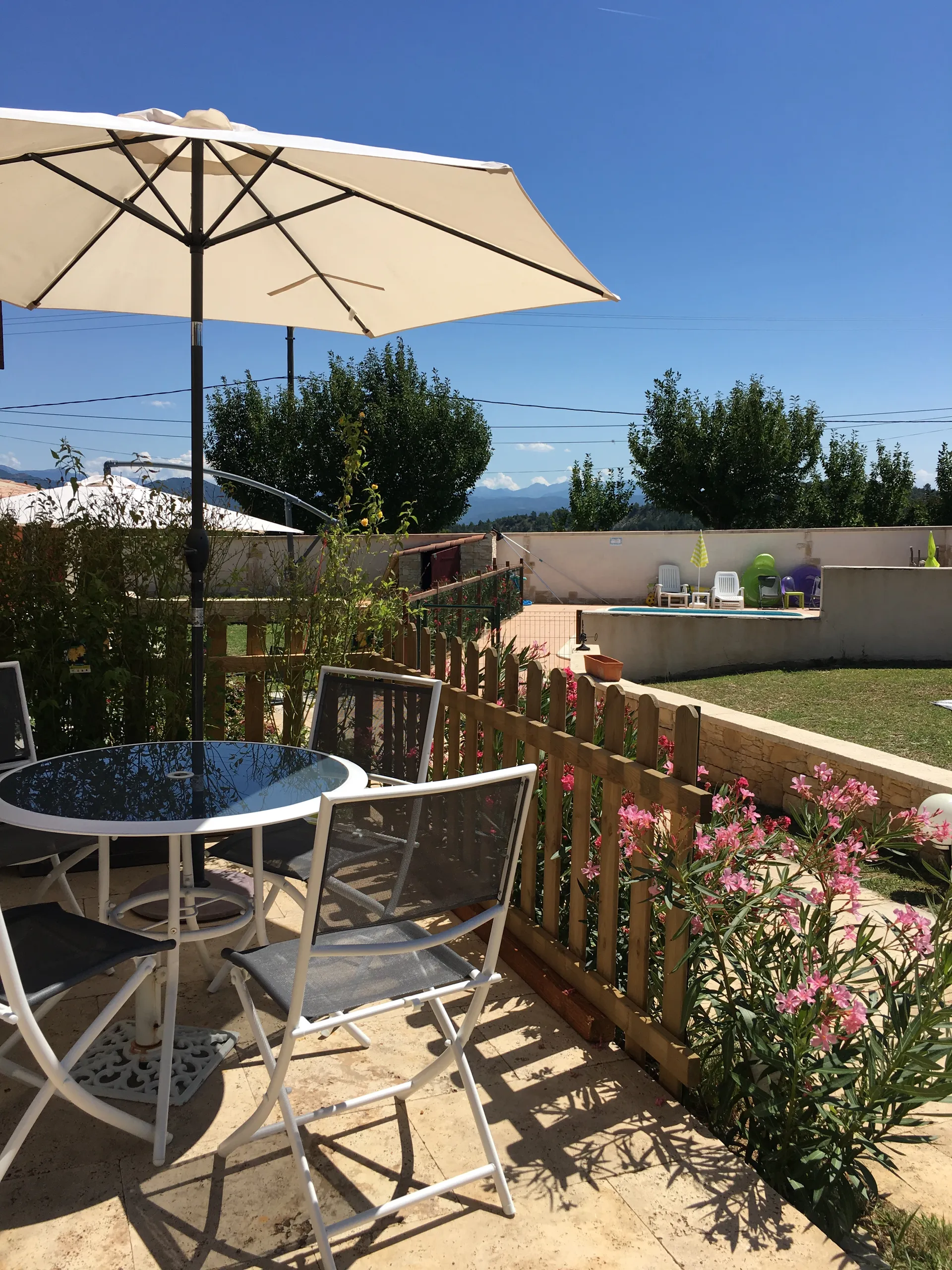 Gîte pour 2 à 4 personnes avec piscine et spa